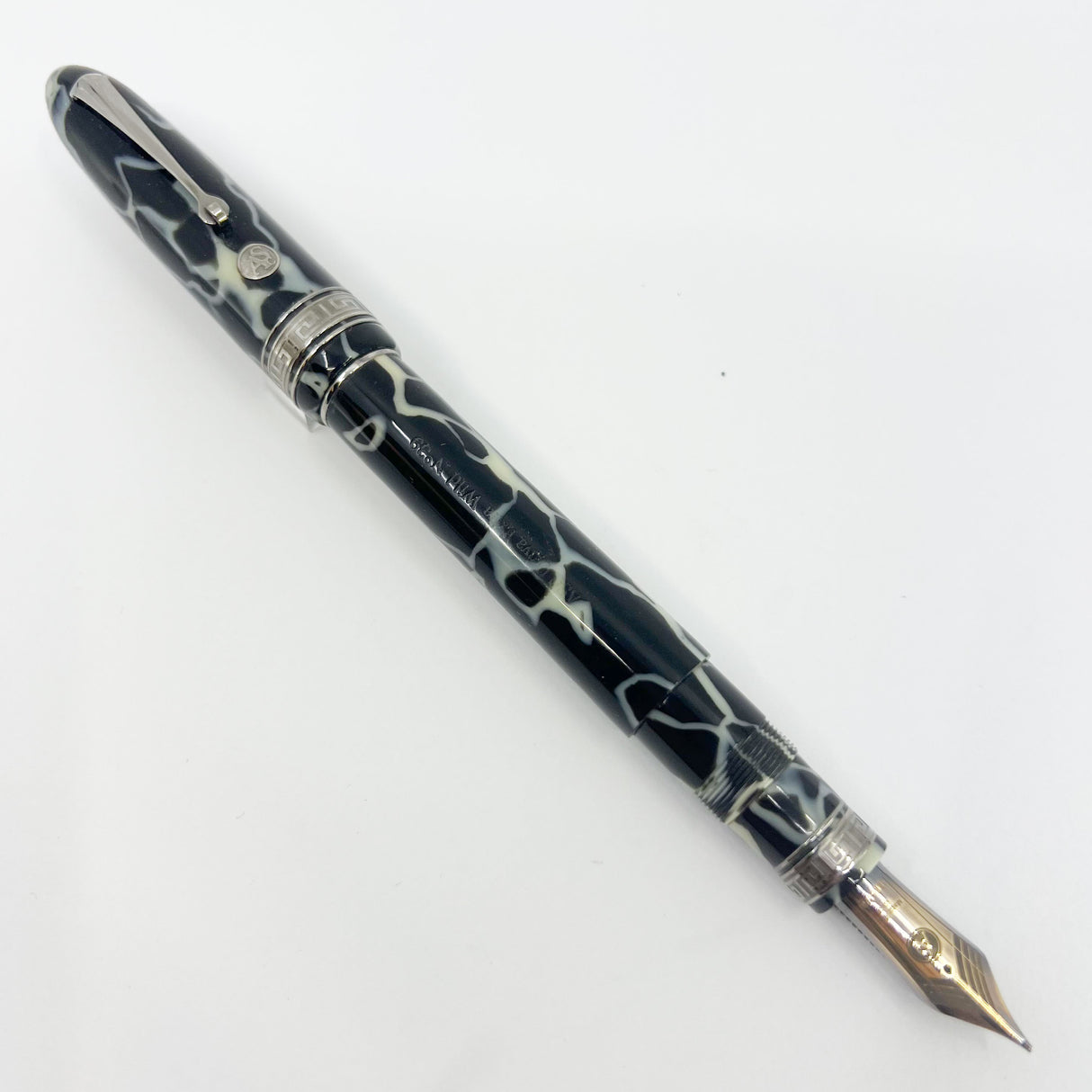ASC (Armando Simoni Club) Ogiva Oversized Extra Art Nouveau "Wild" (OMAS Original) Celluloid Limited Edition Fountain Pen - Magic Flex Medium 18kt Gold Nib