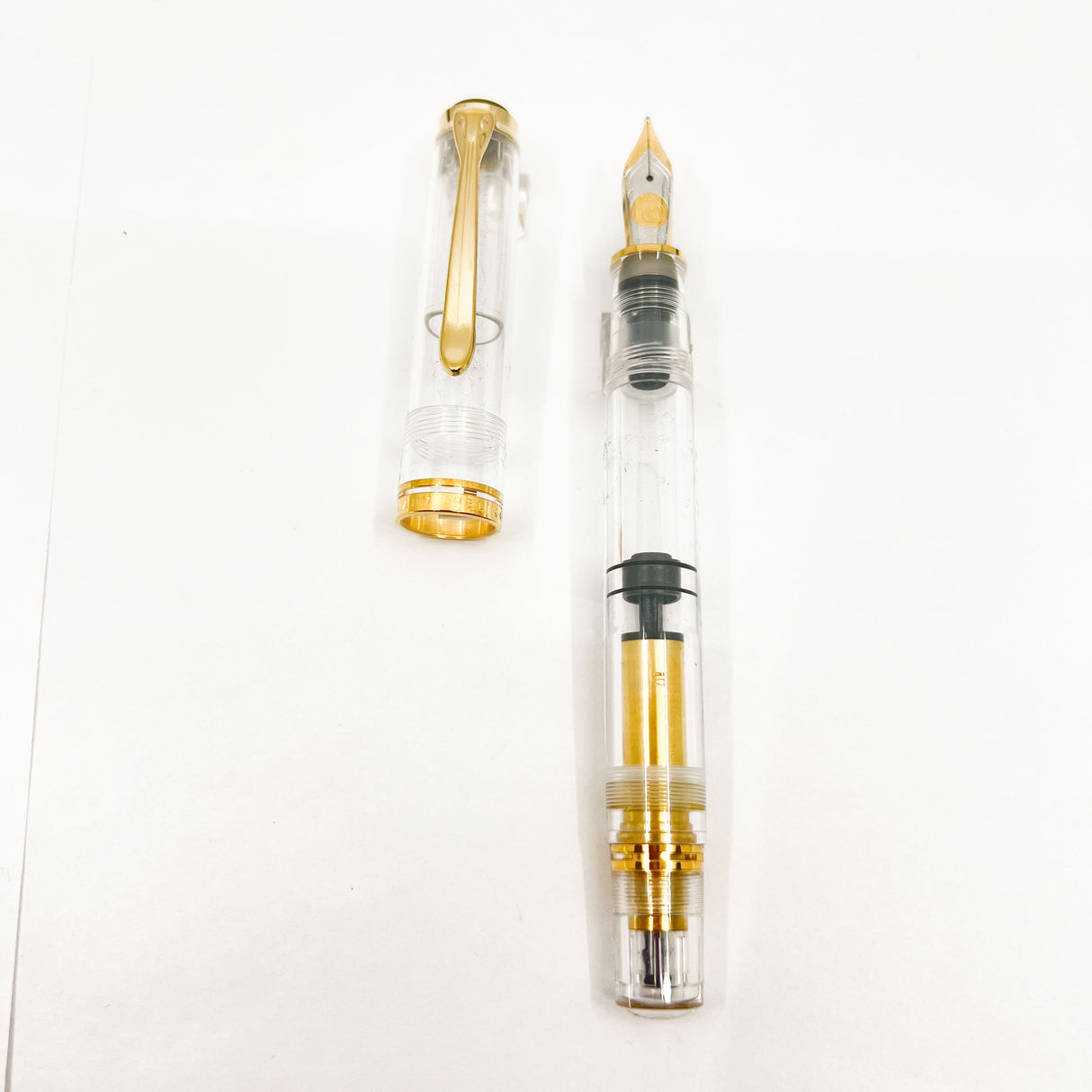 Pelikan M800 Clear Demonstrator Fountain Pen - Gold Plated Trim