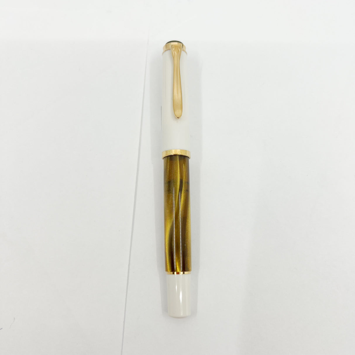 Pelikan M200 White-Gold Marbled Fountain Pen
