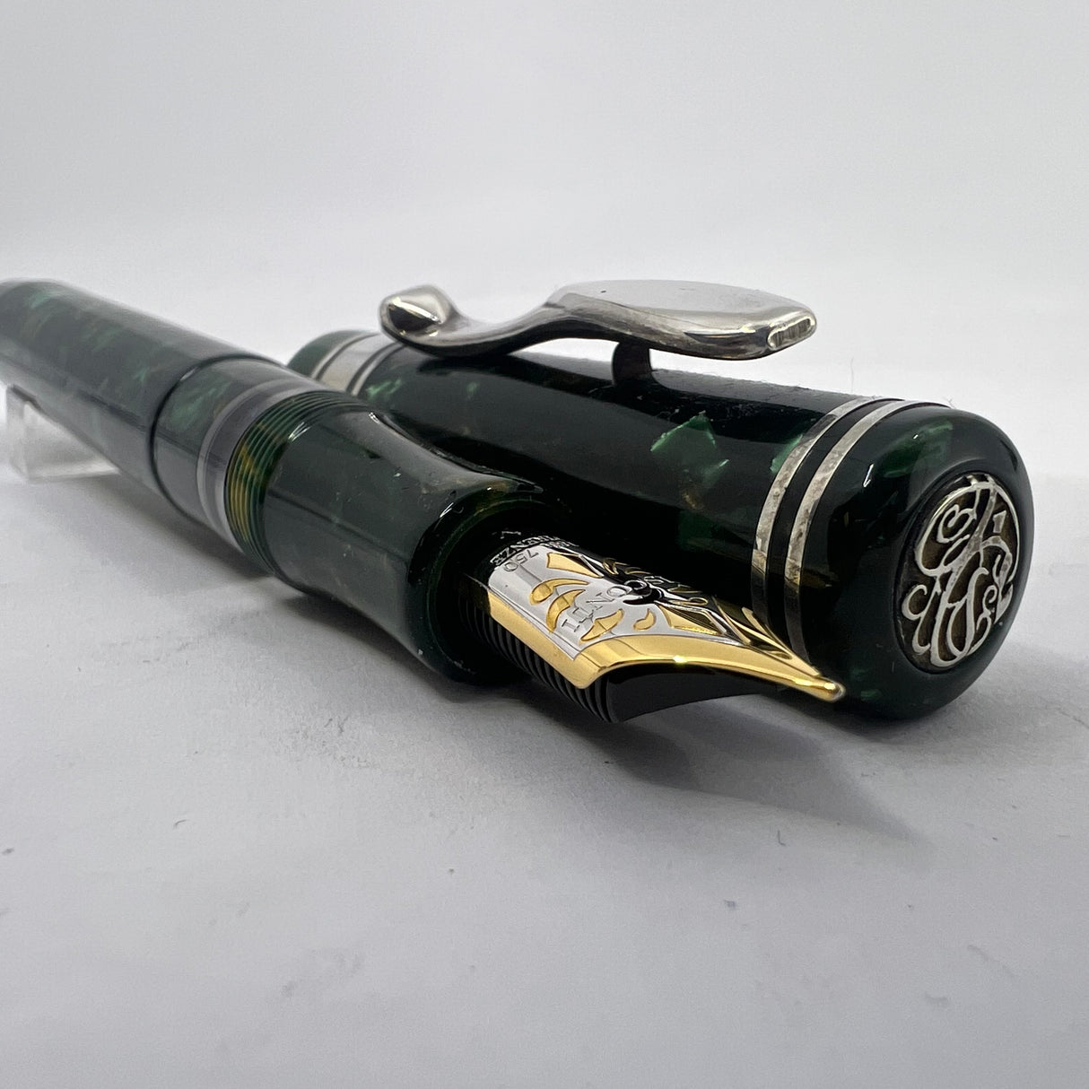 Visconti Grande Green Marbled/Bronze Streaked "Michelangelo" Celluloid Fountain Pen Circa 2000 - Fine 18kt Gold Nib