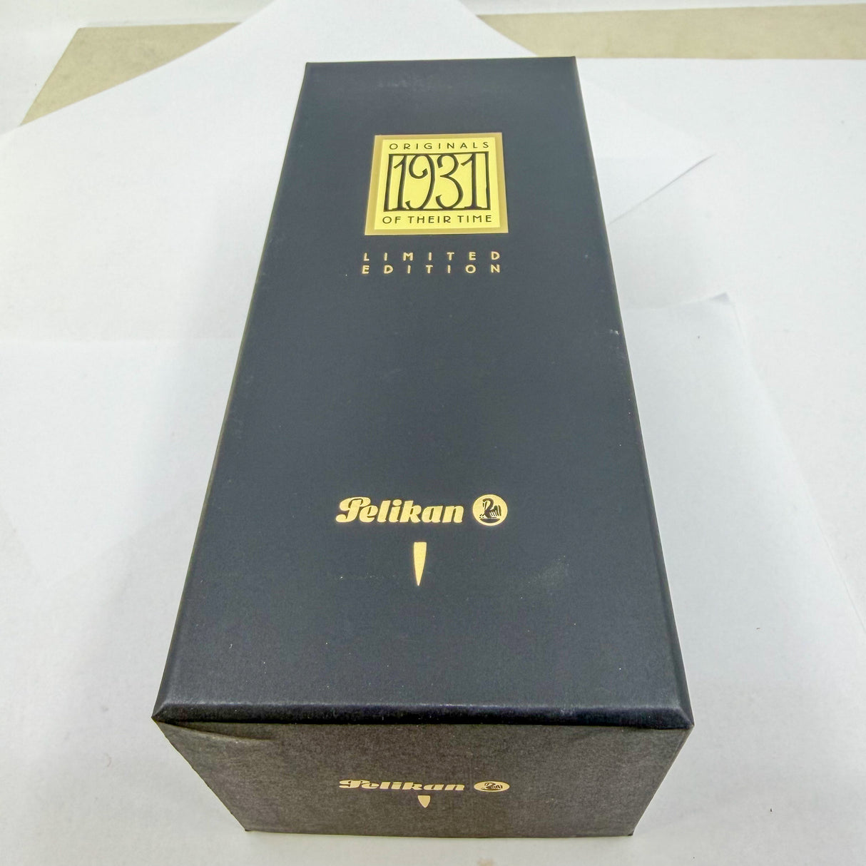 Pelikan 1931 Originals of their Time - 18kt Gold Overlay Limited Edition Fountain Pen - Medium 18kt Gold Nib