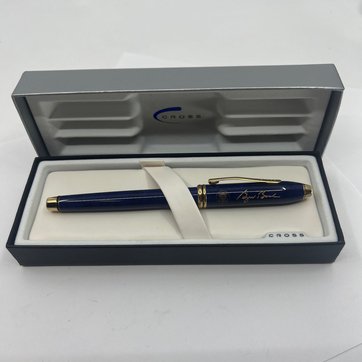 Cross Townsend Marbled Midnight Blue Selectip Rollerball with President George Bush Facsimile Signature & Presidential Seal Engraved on both the Pen & Box!