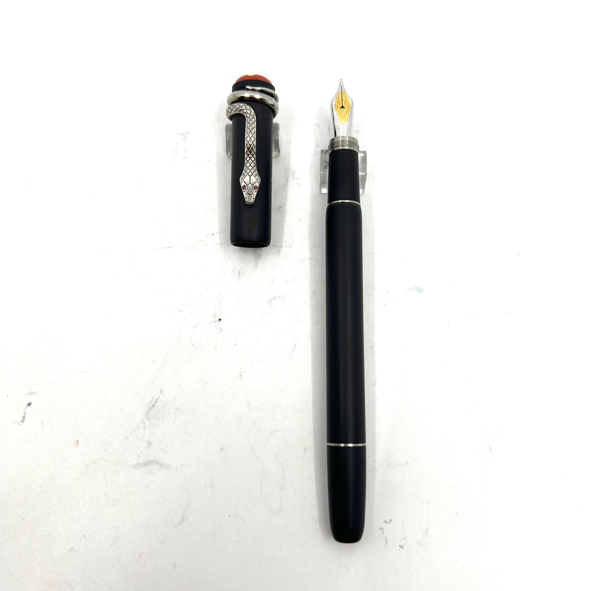 Montblanc Heritage Rouge et Noir Black Ebonite Limited Edition 1906 Fountain Pen
