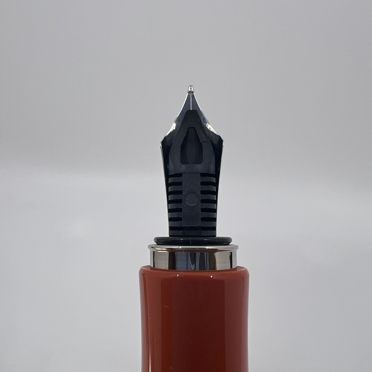 Graf von Faber Castell Intuition Black & Terra (Orange) Fountain Pen - Fine 18kt Gold Nib