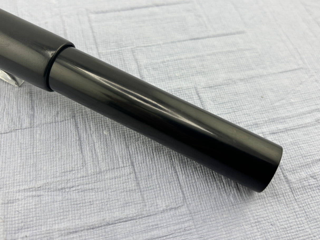 PARKER Black Giant Fountain Pen - RARE!