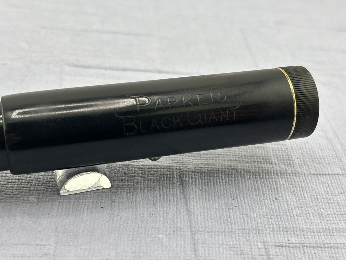 PARKER Black Giant Fountain Pen - RARE!
