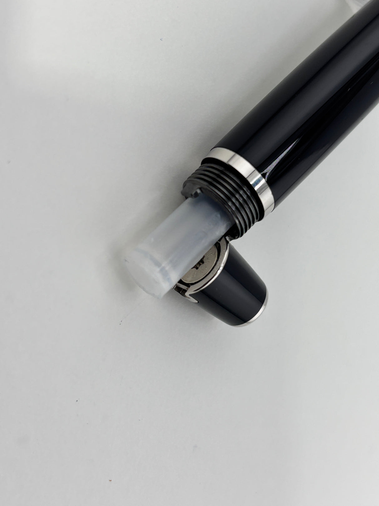 Montblanc Boheme Retractable Nib Black Rhodium Trim Blue Gem Fountain Pen