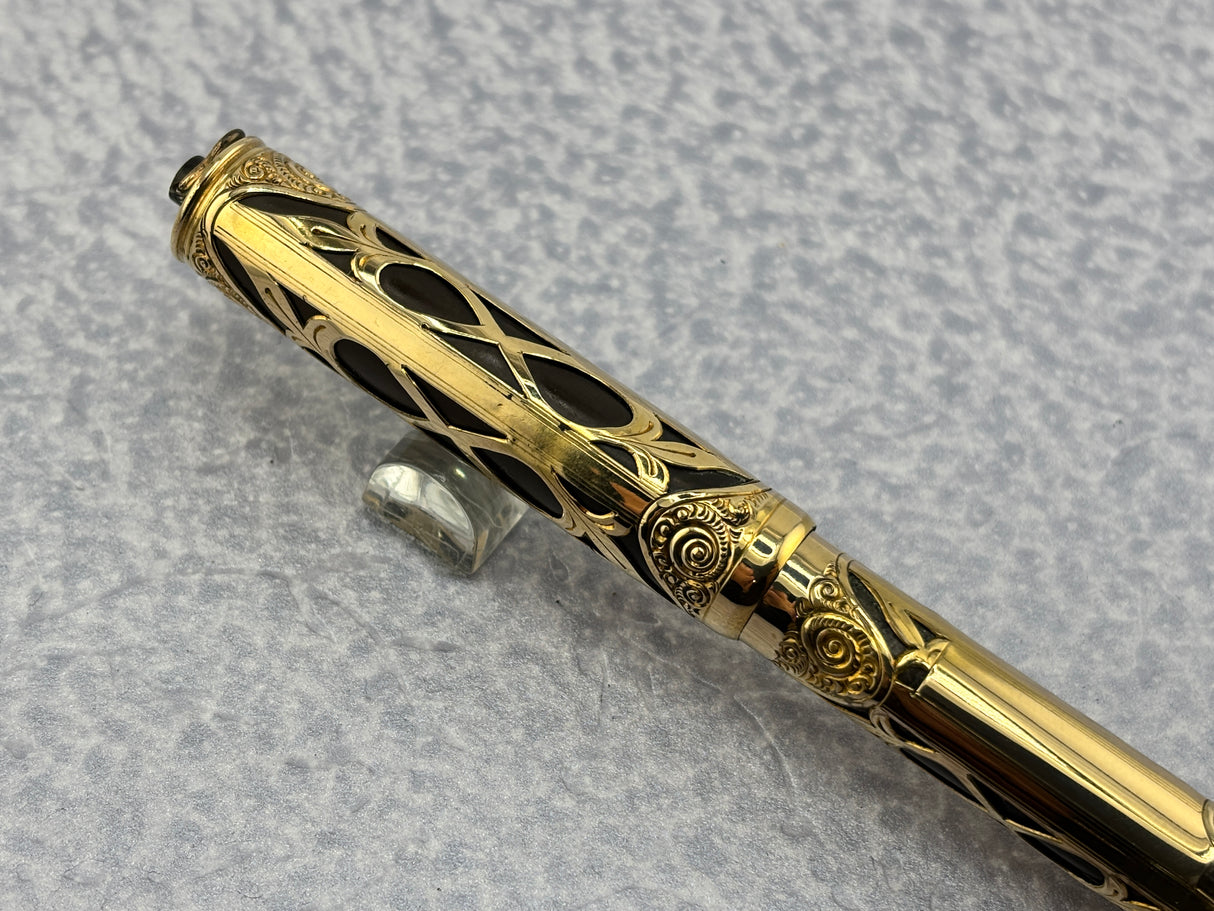 Weidlich Cincinatti Ohio Taper Barrel - Overlays cap and Barrel - Fountain Pen