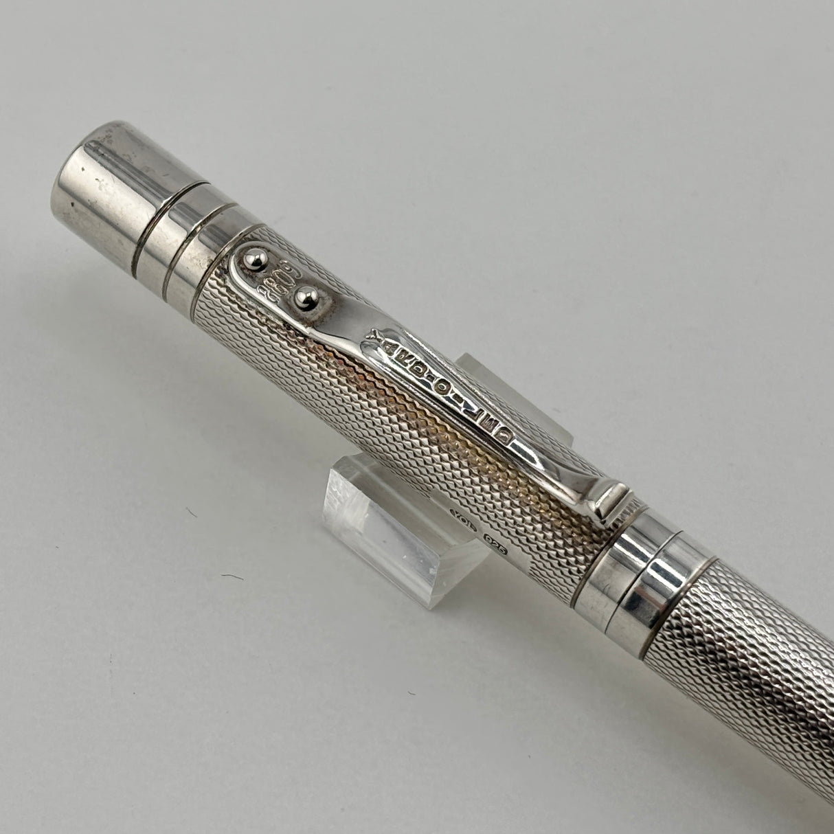 Yard O Led Viceroy Standard Barley Sterling Silver .925 Fountain Pen - Medium 18kt Gold Nib