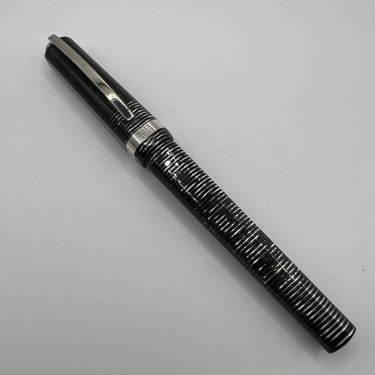 Visconti Wall Street Glittering Silver Celluloid Fountain Pen - Fine 14kt Gold Nib