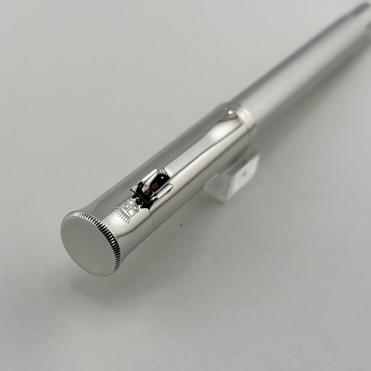 Graf von Faber Castell Guilloche Barleycorn Fountain Pen - Rhodium Plated - Fine 18kt Gold Nib