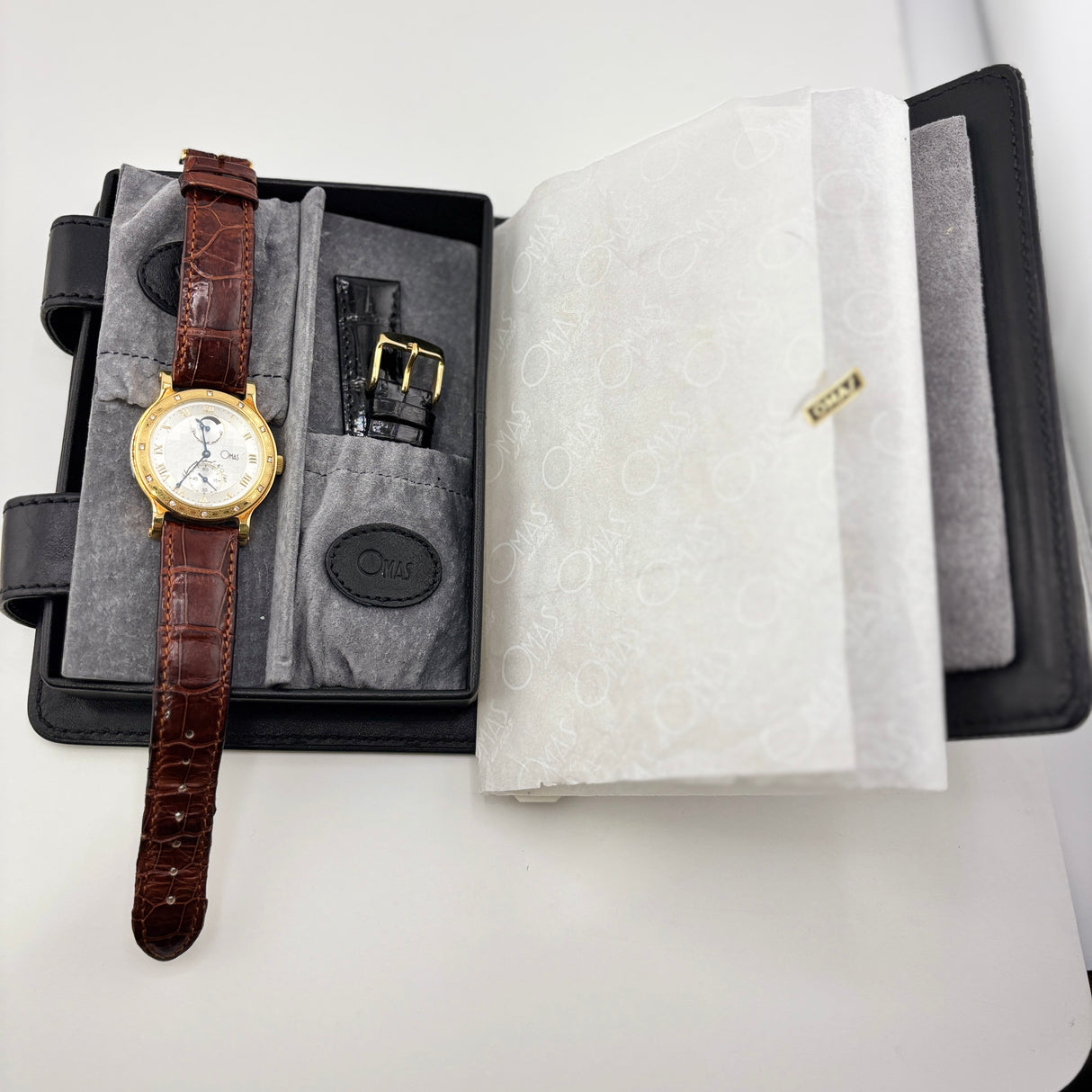 OMAS Prius Chronometer Watch - Solid Gold 18K - Extremely Rare!