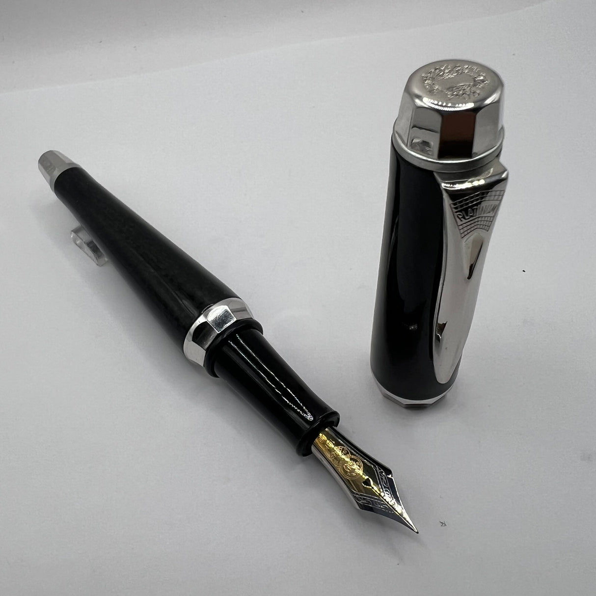 Platinum 90th Anniversary Carbon Fiber 25G Limited Edition Fountain Pen - Fine 18kt Gold Nib