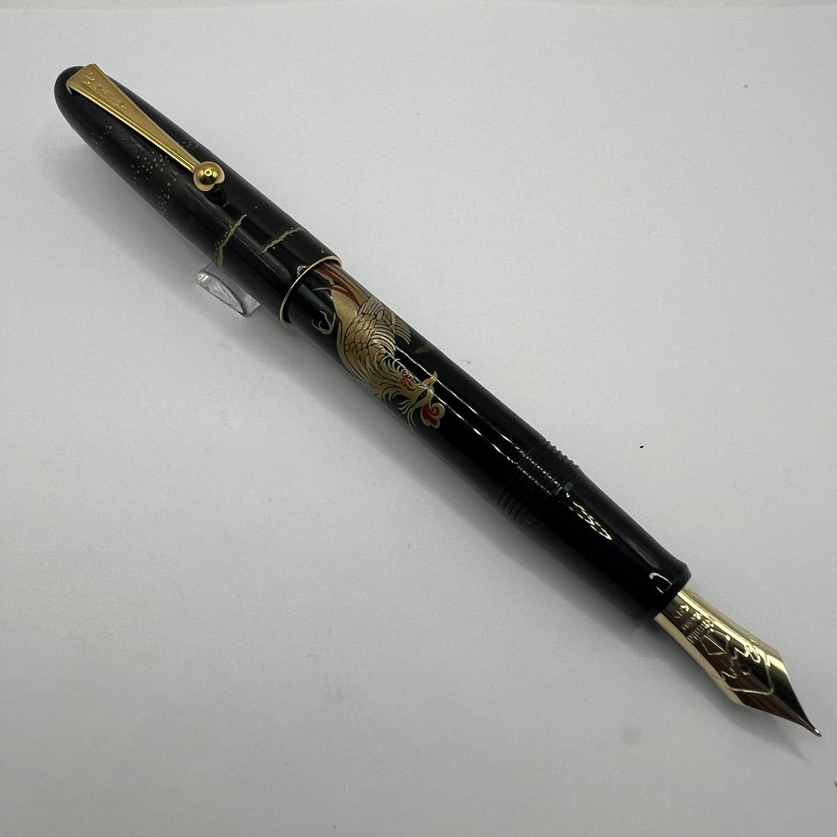 Namiki Nippon Art Chinese Phoenix Fountain Pen - Medium 14kt Gold Nib