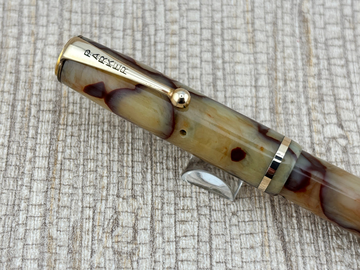 Parker Duette Jr. Canada 1939 Ivory with red veins - Fountain Pen