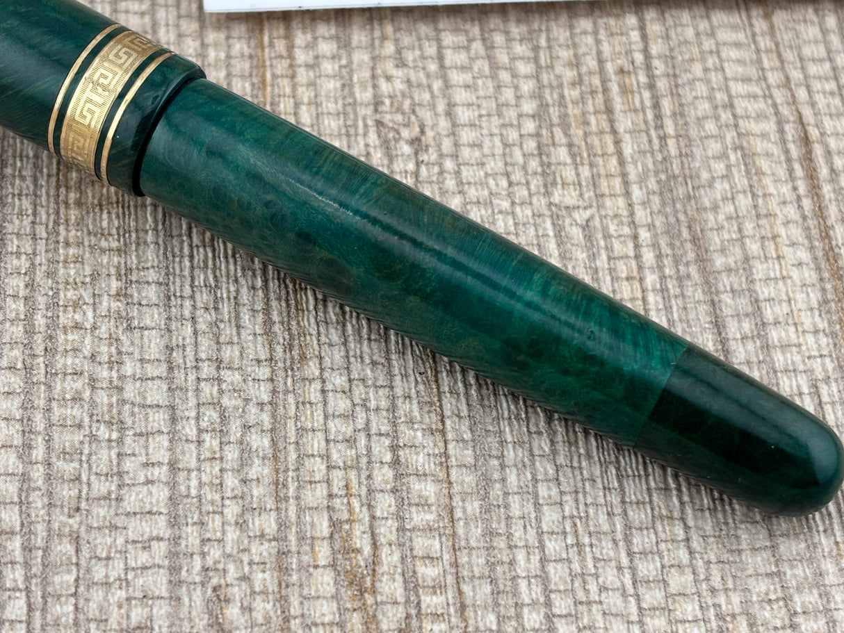 Omas AM 87 Briarwood Green Mint Fountain Pen - Medium 18kt Gold Nib
