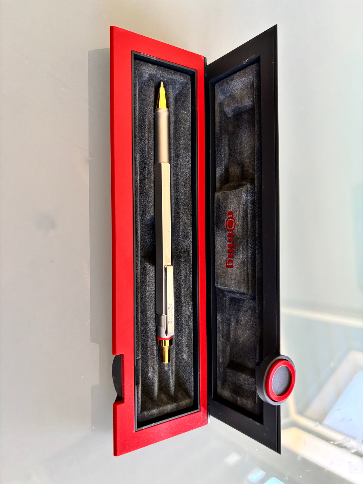 Rotring R 026399 Ball Pen Faceted Satin Chrome new in the box !