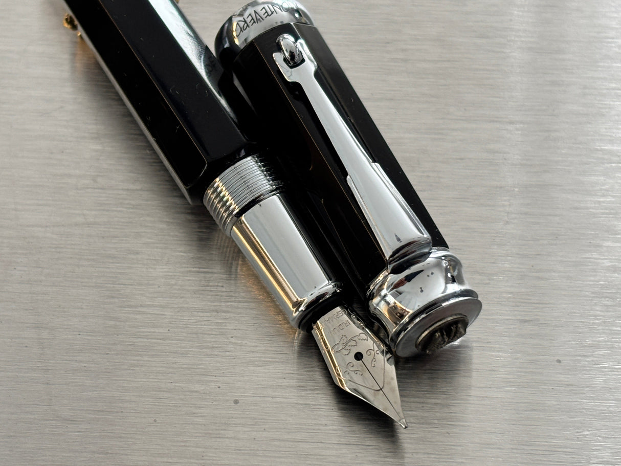 Monteverde Mini faceted Pen Black chrome trim - Fountain Pen