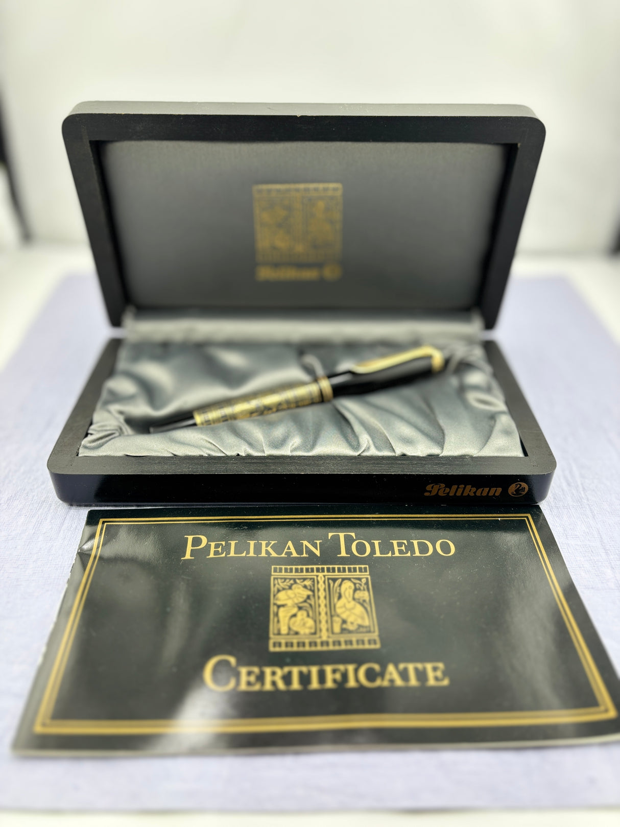 Pelikan M700 Toledo Fountain Pen - Medium 18kt Gold Nib