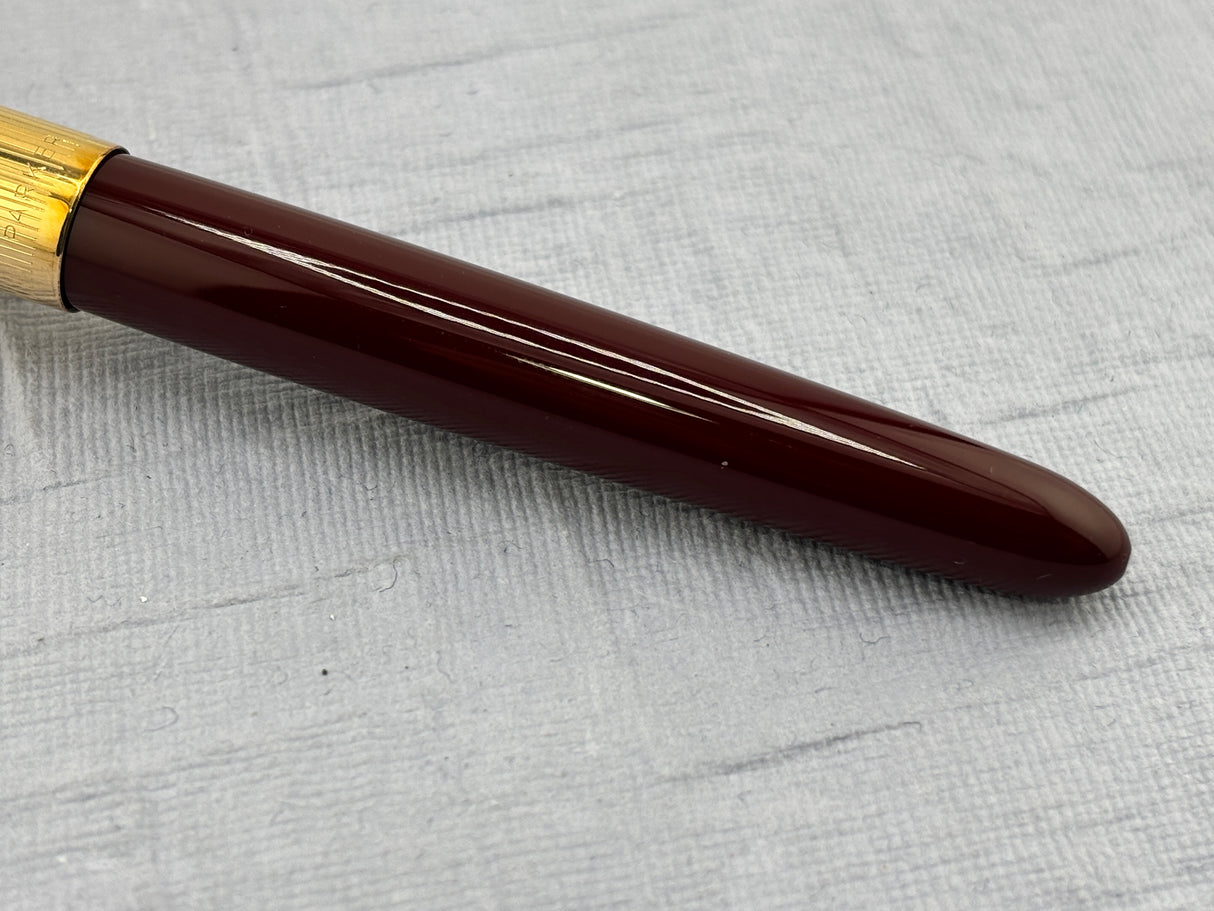 Parker 51 Burgundy 12CT Rolled gold cap - New old stock condition !