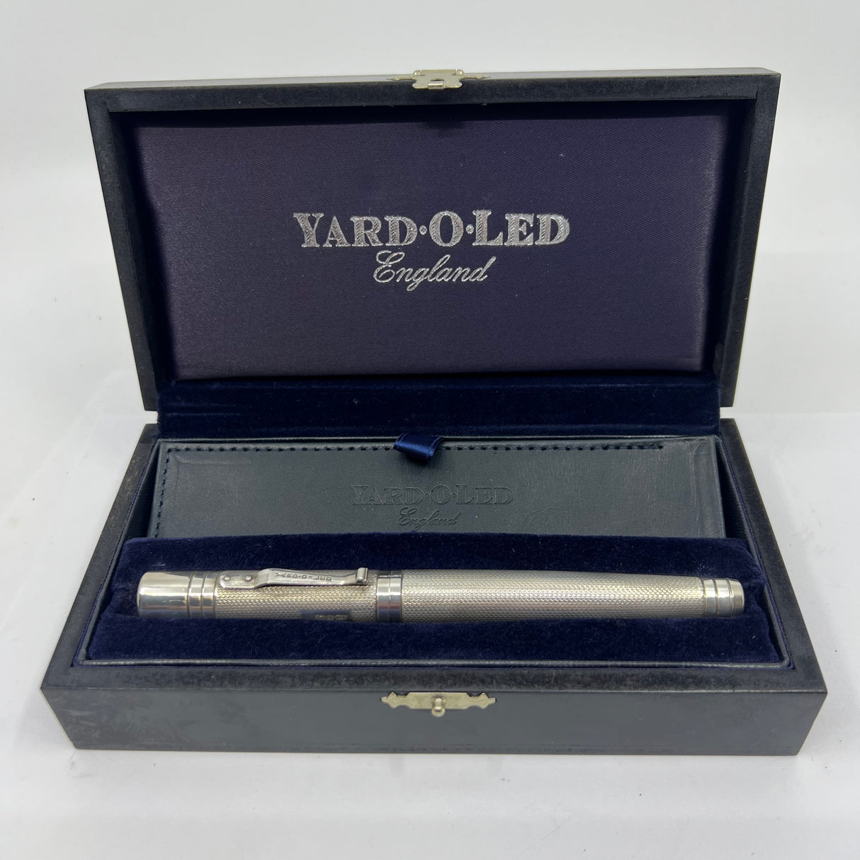 Yard-o-Led Sterling Silver Viceroy Grand Barley Fountain Pen - Medium 18kt Gold Nib