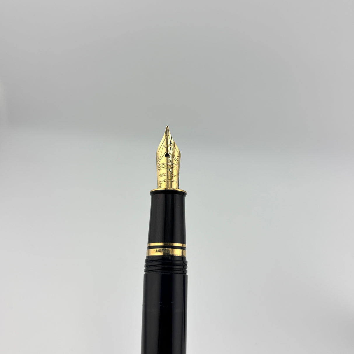 Sheaffer Connaisseur Black gold trim nib 18K - Fountain Pen