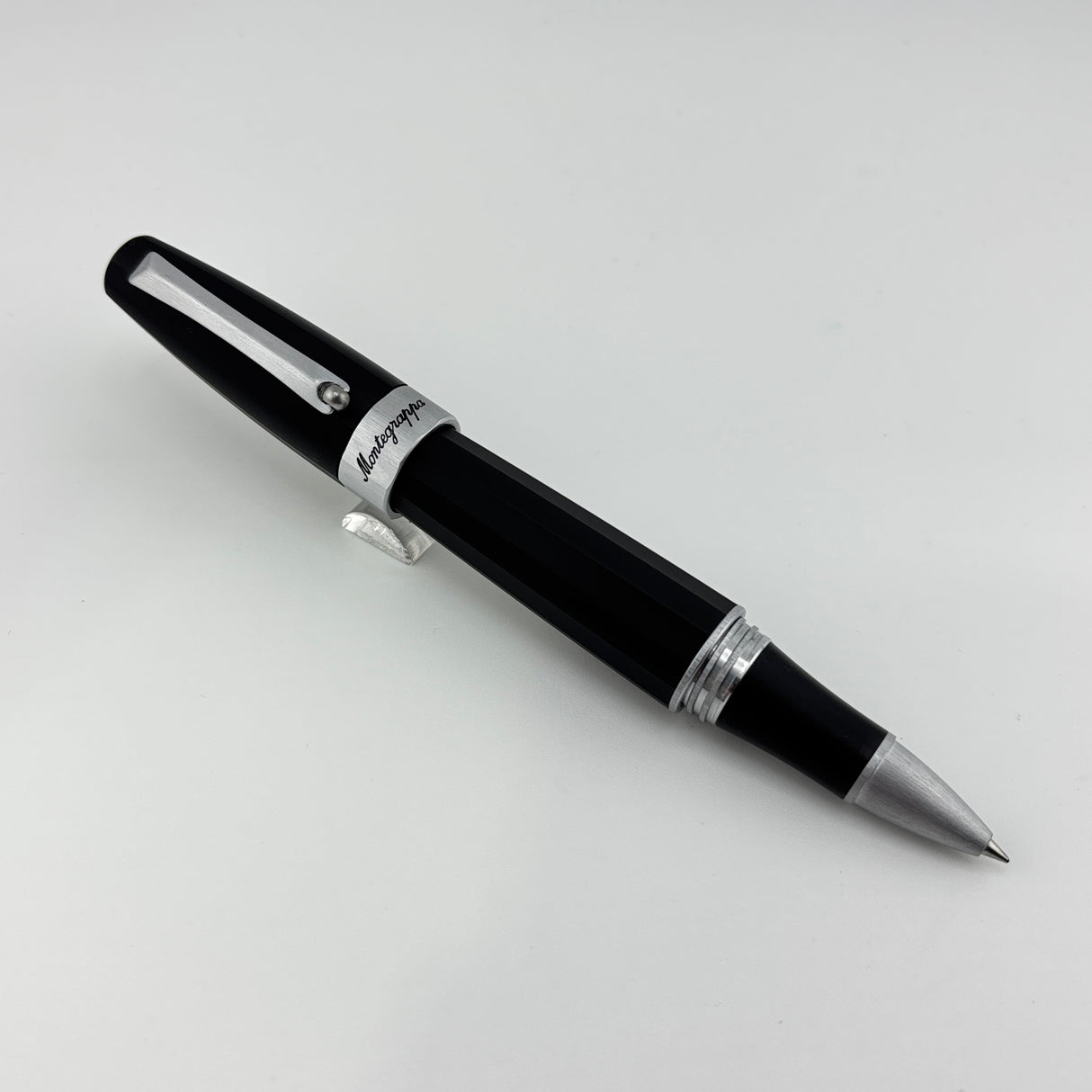 Montegrappa Magnifica Faceted Black Satin finish - Roller Pen
