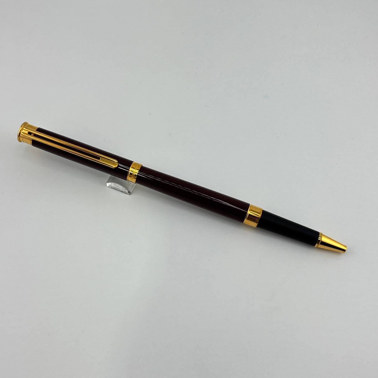 Montblanc Noblesse Burgundy gold trim - Roller Pen