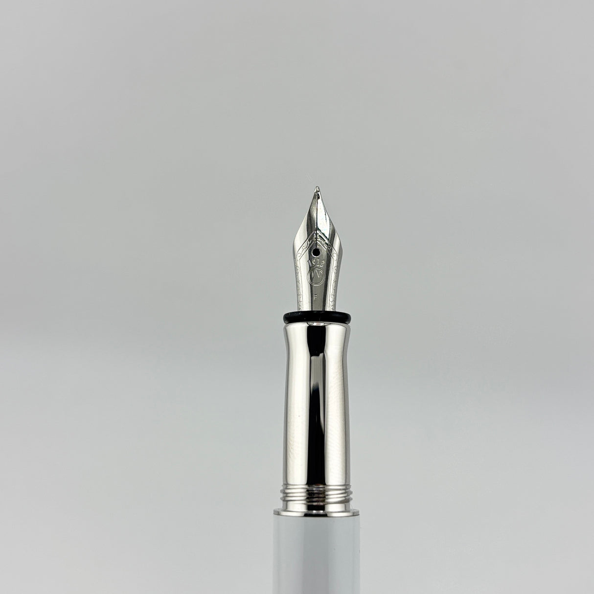 Waldmann Tango Imagination brillant white - Fountain Pen