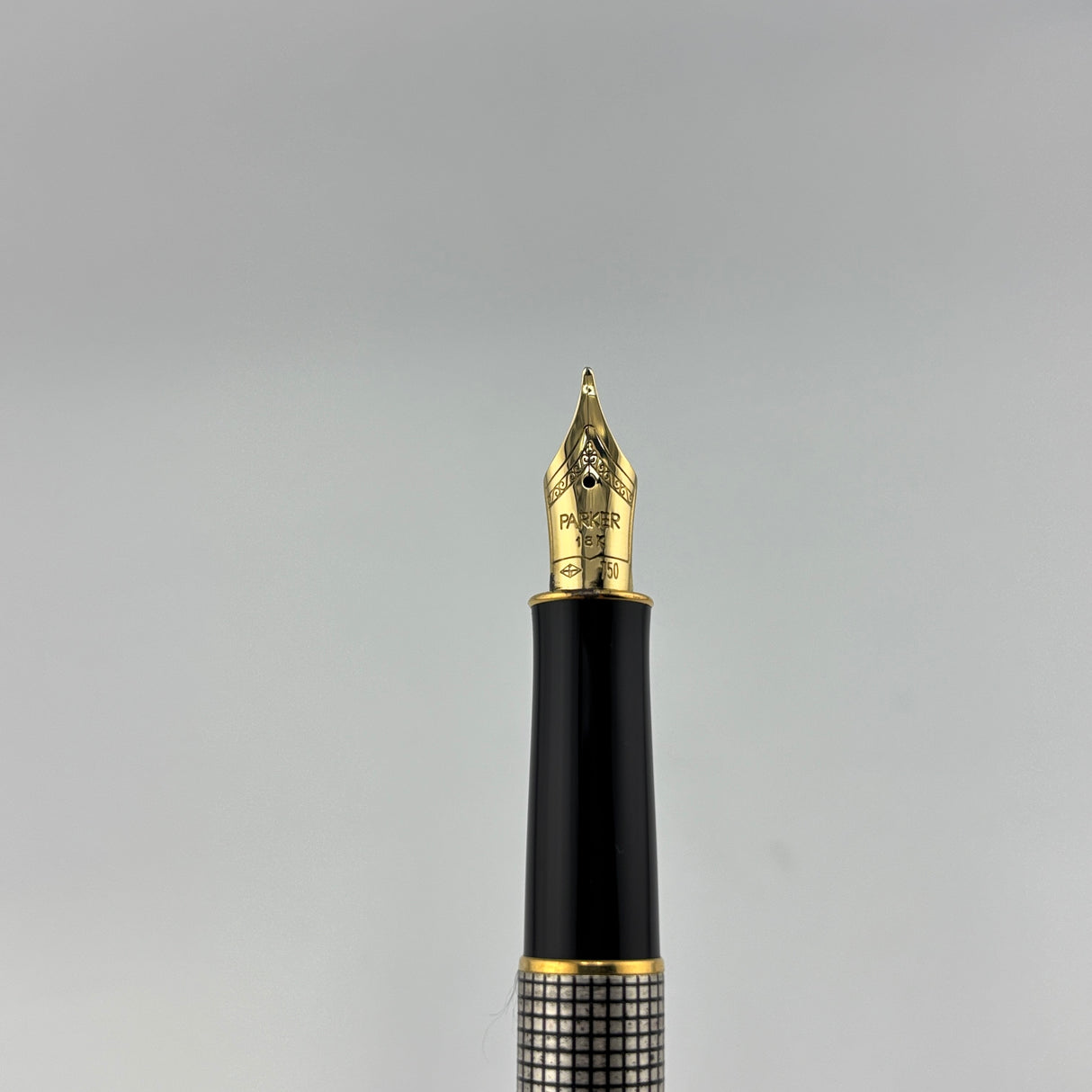 Parker Sonnet Sterling Silver cisele - Fountain Pen