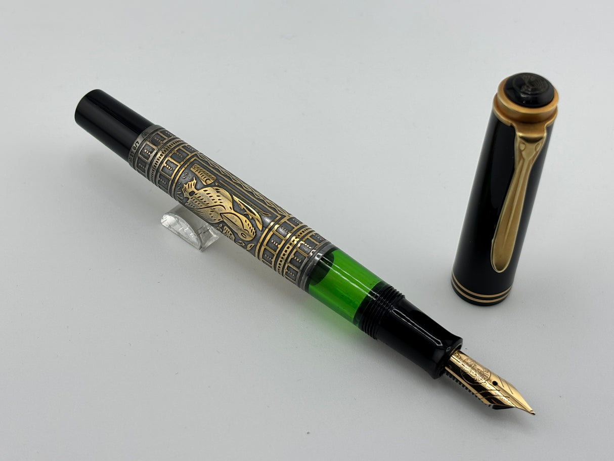 Pelikan M700 Toledo Fountain Pen - Fine 18kt Gold Nib - 1990s