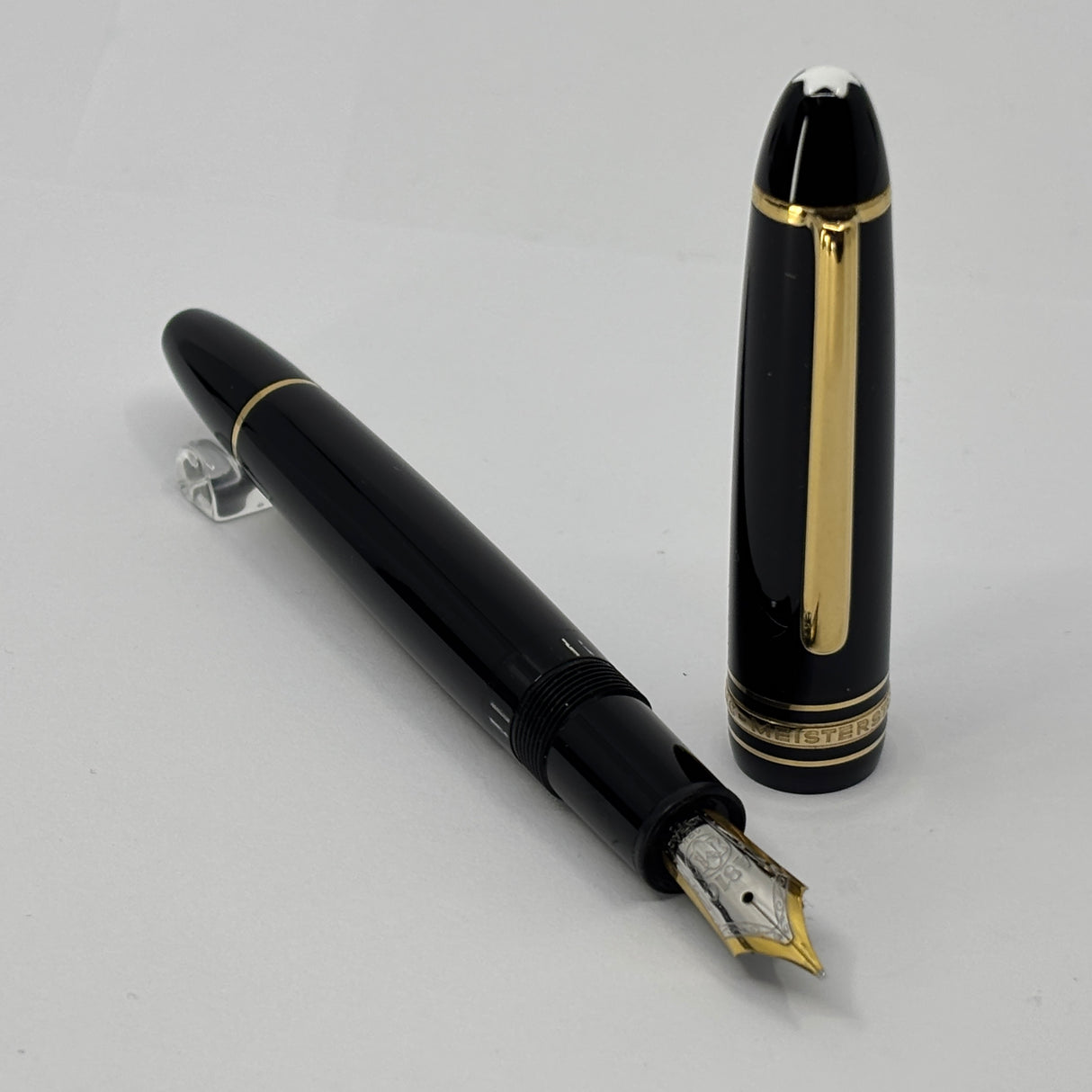Montblanc #146 Black Resin LeGrand Meisterstuck Fountain Pen - Fine 18kt Gold Nib (Generally Sold with 14kt Nib)