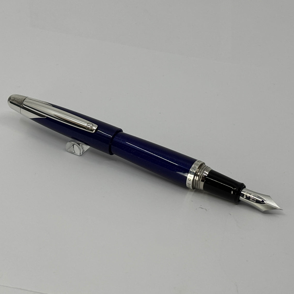 Dunhill AD2000 Royal Blue Galaxy Fountain Pen - Extra Fine 18kt Gold Nib