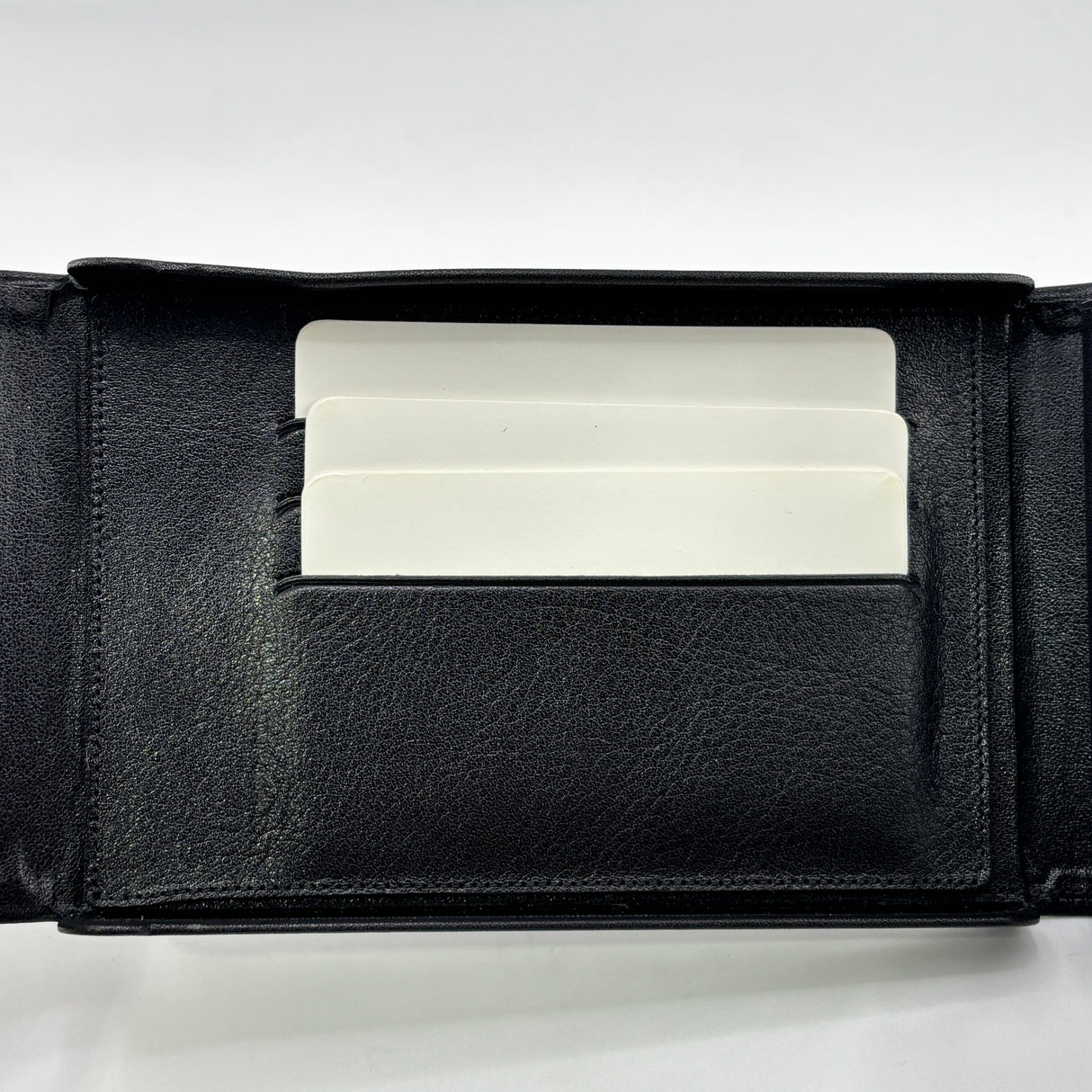 Omas Wallet 100% Black Italian for card and cash !