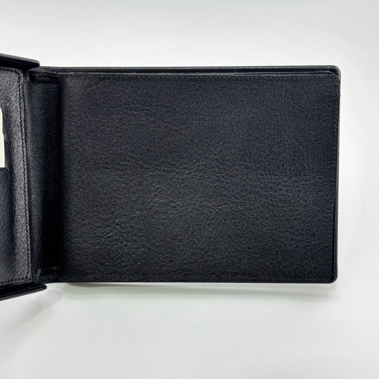 Omas Wallet 100% Black Italian for card and cash !
