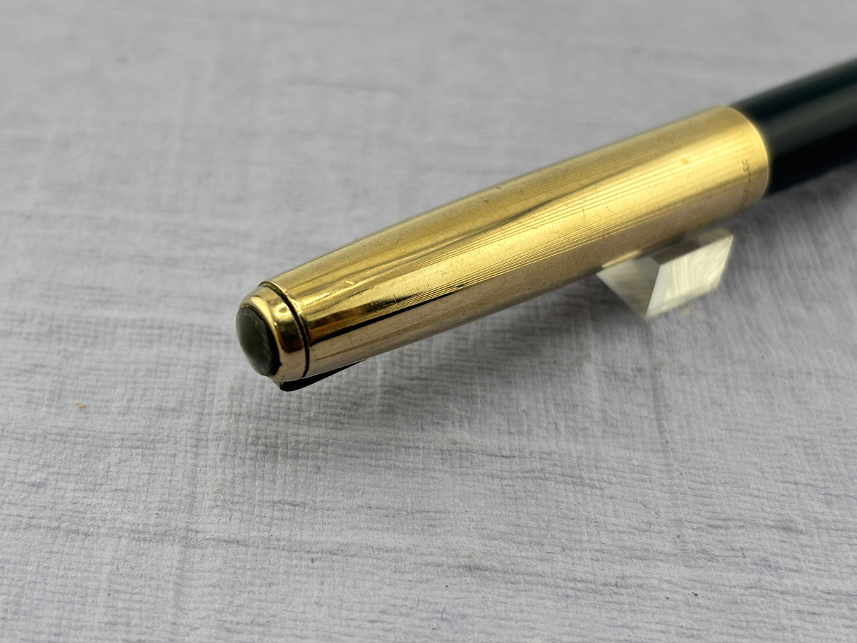 Parker 51 Navy Blue Gold Cap Fountain Pen