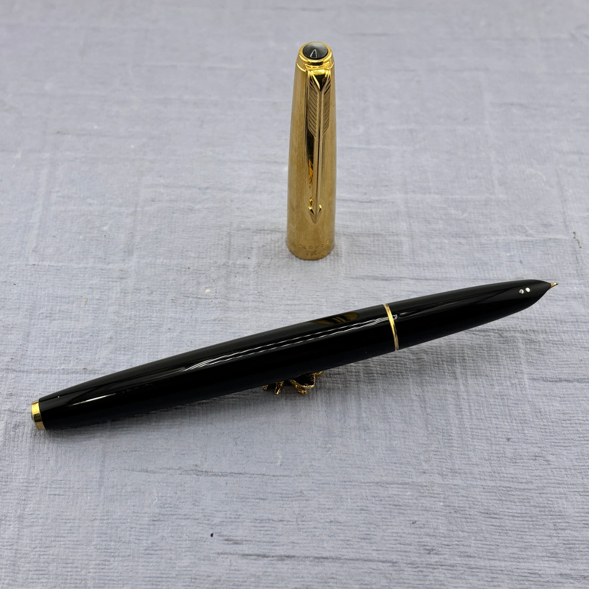Parker 61 MK II Made in Argentina by Parker - Black - GOLD-PLATED CAP Fountain Pen