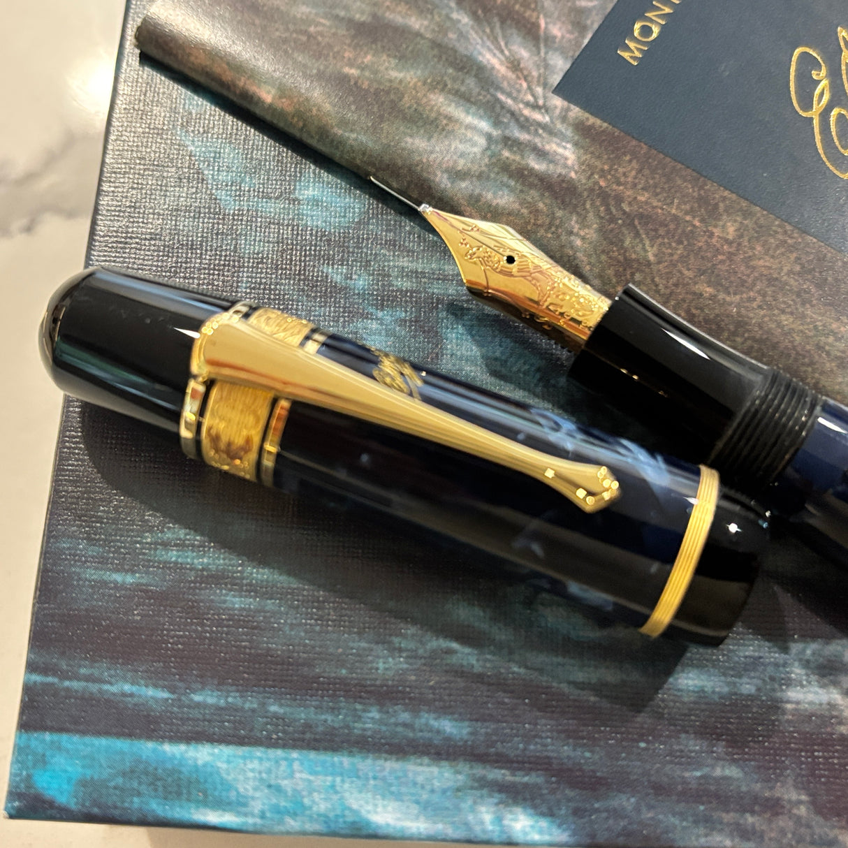 Montblanc Edgar Allan Poe Limited Edition - Fountain Pen - Broad 18kt Gold Nib