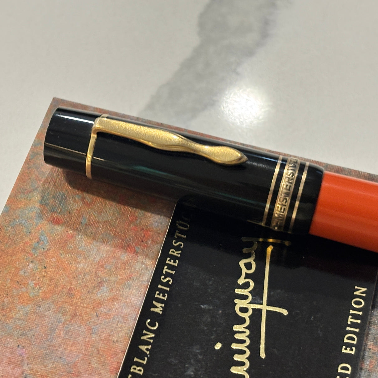 Montblanc Ernest Hemingway Limited Edition Fountain Pen - Fine 18kt Gold Nib