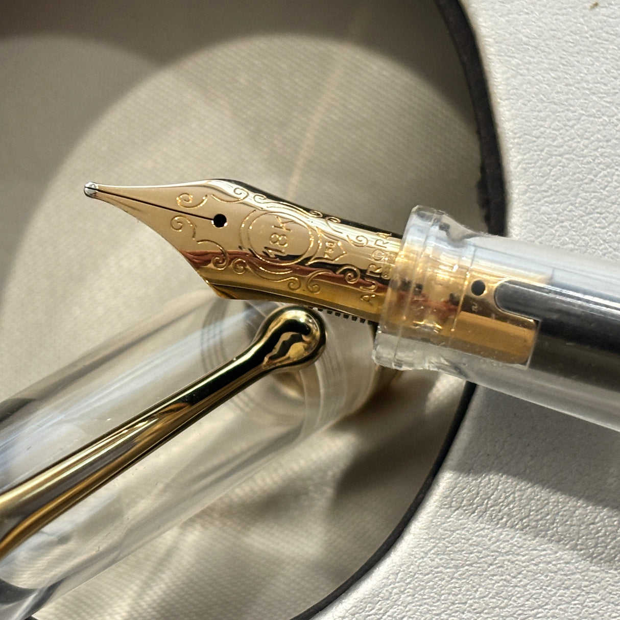Aurora 88 Demonstrator Fountain Pen Limited Edition - Broad 18kt Gold Nib