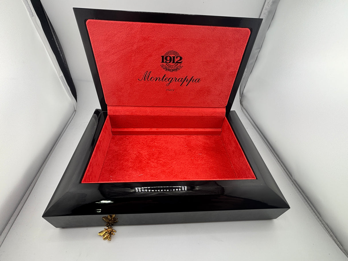 Montegrappa Iconic 1995 Sterling Silver & Celluloid Dragon Limited Edition Fountain Pen - Medium 18kt Gold Nib
