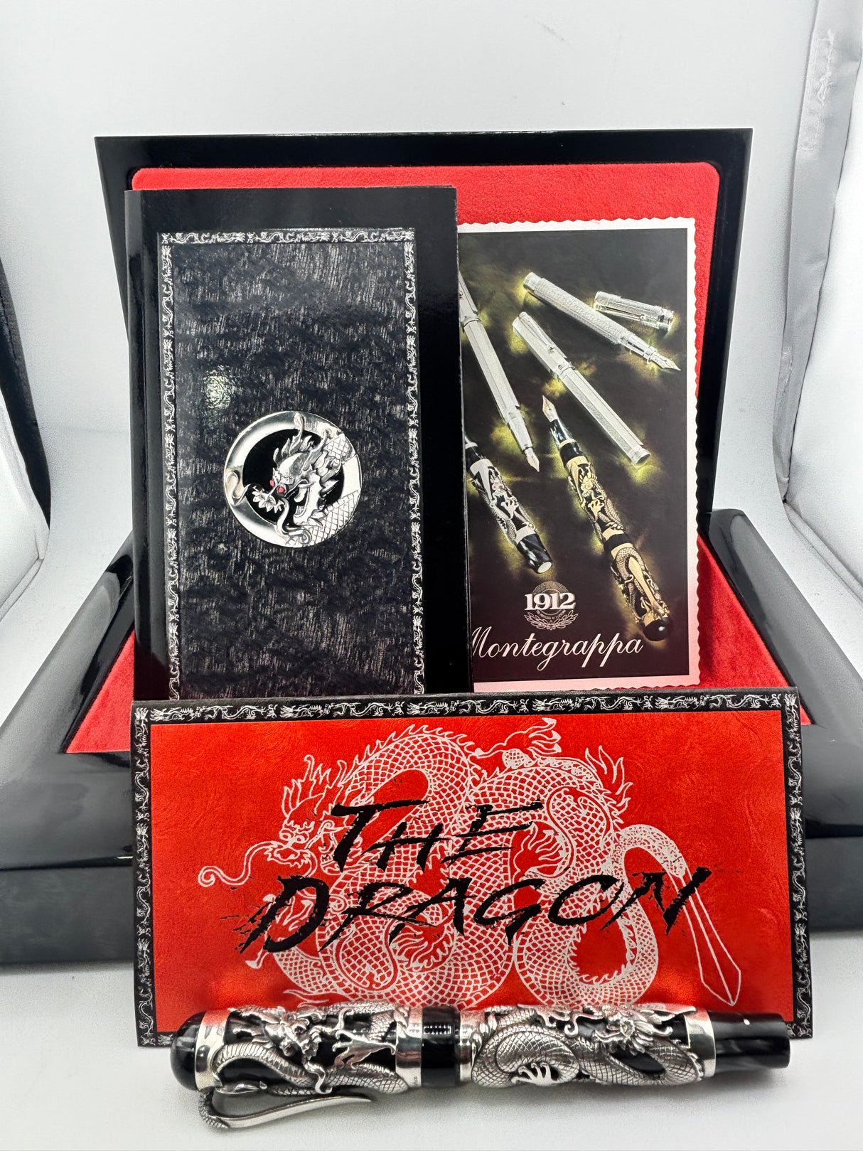Montegrappa Iconic 1995 Sterling Silver & Celluloid Dragon Limited Edition Fountain Pen - Medium 18kt Gold Nib