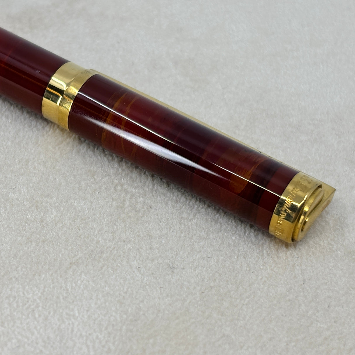 ST Dupont Classic Fountain Pen - Red Strata Gold trim circa 1980