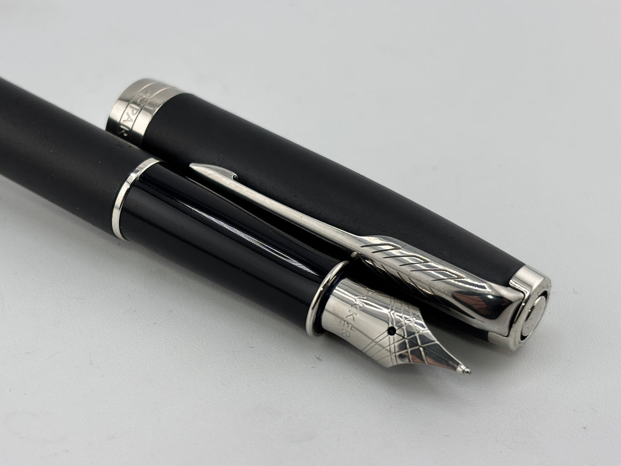 Parker Sonnet Black Matte lacquer chrome trim - Fountain Pen