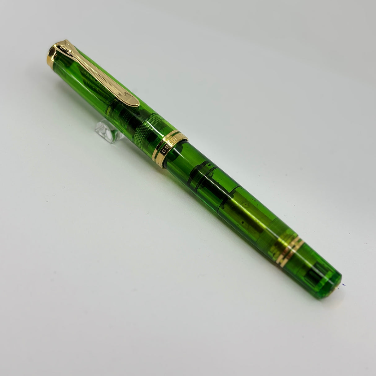 Pelikan M800 Green Transparent Edition, Original Version Fountain Pen - Circa 1992 - Fine 18kt Gold Nib