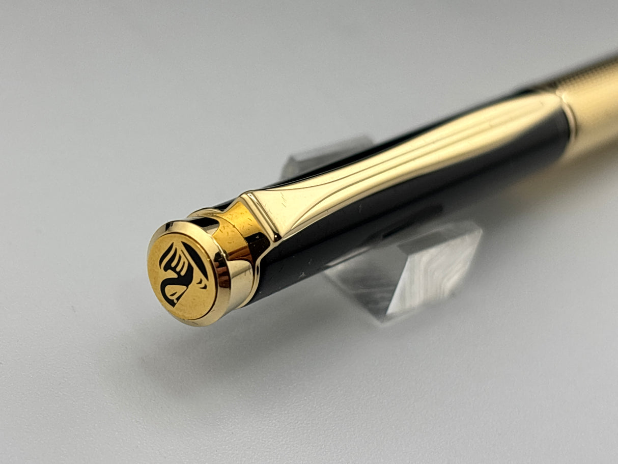 Pelikan K397 Black Cap Gold Guilloche Barrel - Ball Pen