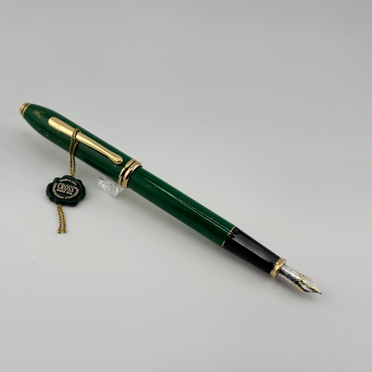 Cross Townsend Green Jade Special Edition Fountain Pen - Made in USA - Medium 18kt Gold Nib