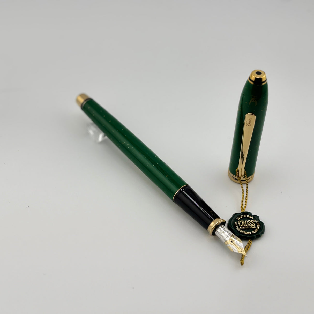 Cross Townsend Green Jade Special Edition Fountain Pen - Made in USA - Medium 18kt Gold Nib