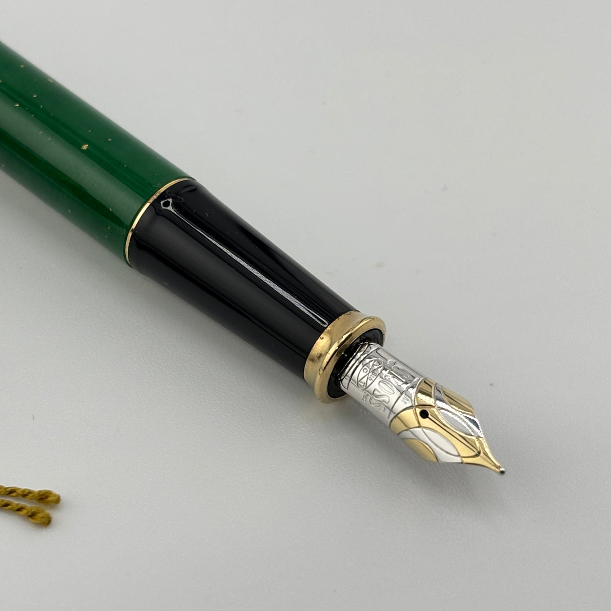 Cross Townsend Green Jade Special Edition Fountain Pen - Made in USA - Medium 18kt Gold Nib