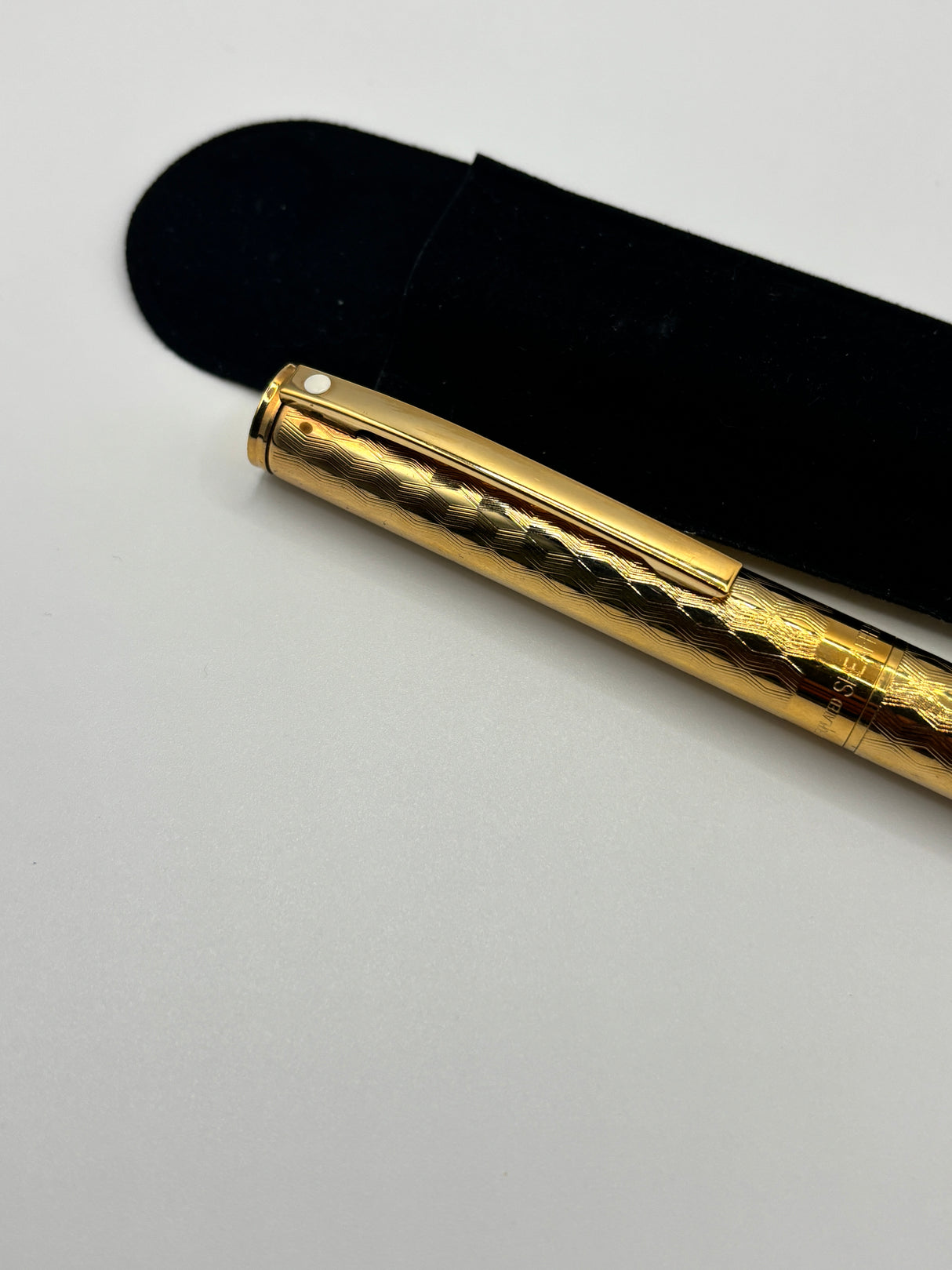 Sheaffer Fashion Gold Electroplated chased superb pen ! - Roller Ball Made in USA